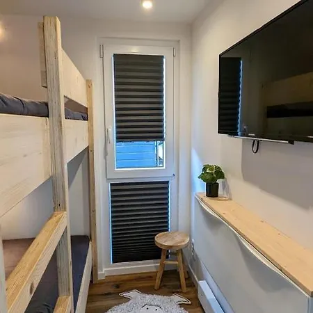 ספינת מלון Hausboot Am Wangermeer Floating Home